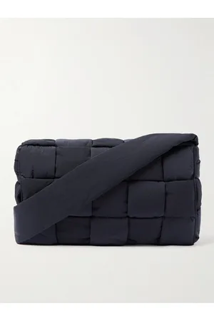Bottega Veneta Intrecciato Padded Shell Messenger Bag - Men