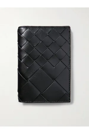 Bottega Veneta Intrecciato Leather Passport Holder - Men