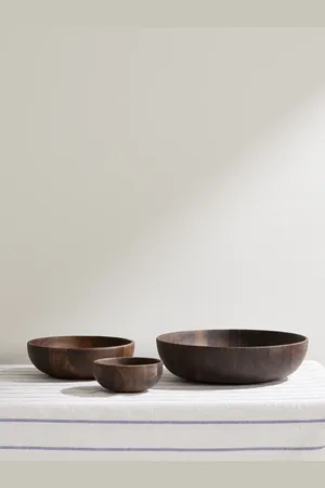 THE CONRAN SHOP Set of Three Walnut Bowls - Men