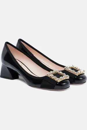 Roger Vivier TrÃ¨s Vivier embellished patent leather pumps