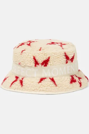 Perfect Moment Star sherpa fleece bucket hat