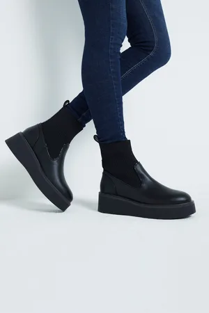 River Island Black Knitted Sock Ankle Boots AU 9 (EU 40)