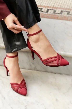 Linzi Siobhan Mesh Closed Back Court Heels AU 7 (EU 38)