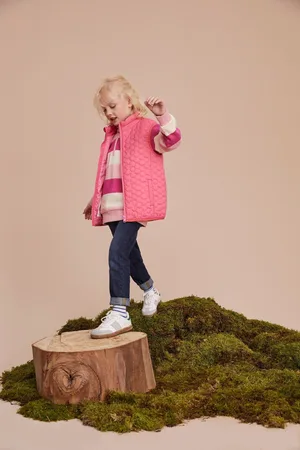 Crew Clothing Company Girls Crew Clothing Shower-Resistant Quilted Gilet