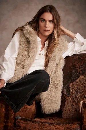 mint&berry Womens Faux Fur Gilet