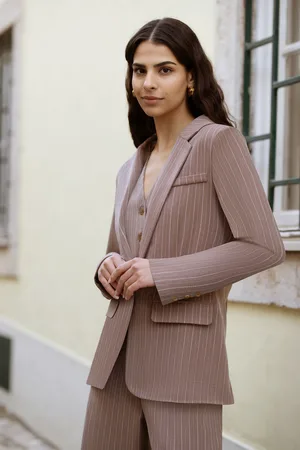 Yumi Womens Pinstripe Blazer