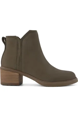 TOMS Hailey Black Boots in Water Resistant Leather AU 7 (EU 37.5)