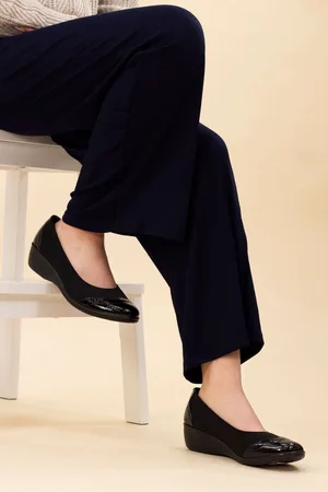 Lunar Natasha II Comfort Shoes AU 6 (EU 37)