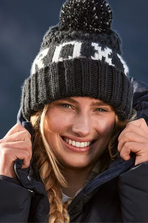 Roxy Black Tonic Logo Knitted Pom Beanie Hat One