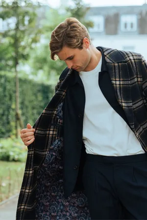 Harry Brown Mens Jacob Fashion Wool Coat with Check Print