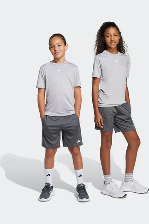 adidas Essentials Shorts 9