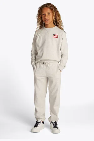 Tommy Hilfiger White Relaxed Flag Sweatshirt 5 Years (110cm)