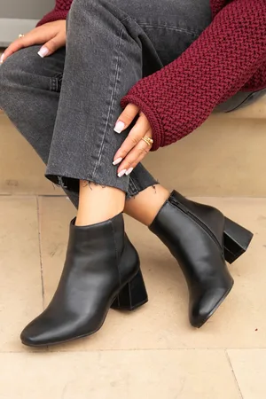 Linzi Black Verse Block Heeled Ankle Boots AU 6 (EU 37)