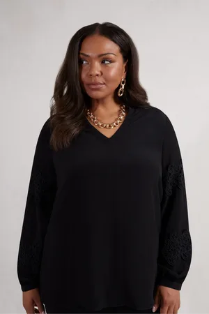 Live Unlimited London Womens Curve Lace Detail Long Sleeve Top