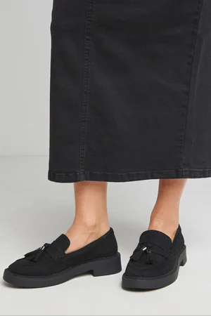 Simply Be Tassle Chunky Loafers In Extra Wide Fit AU 9 (EU 40)