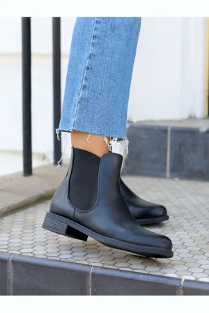 Linzi Black Fia Soft Faux Leather Classic Chelsea Boots AU 9 (EU 40)