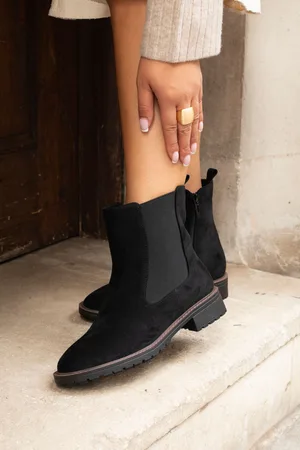 Linzi Black Holland Wide Fit Faux Suede Chelsea Boots With Stretch Panel AU 10 (EU 41)