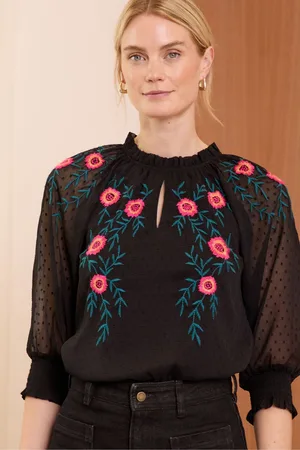 Love & Roses Womens Petite Embroidered Ruffle Neck Blouse