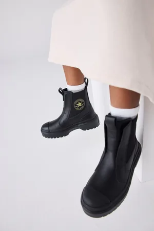 Converse Black Chuck Taylor Junior Lugged Chelsea Boots AU 10 (EU 27.5)