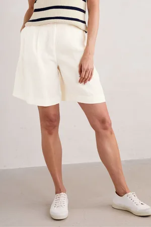 Seasalt Cornwall Womens Clover Bloom 100% Linen Shorts