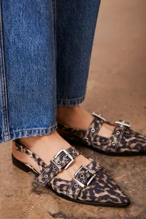 mint&berry Leopard Print Leather Buckled Flat Shoes AU 9 (EU 41)