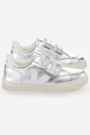Veja Small Silver V-12 Trainers AU 10.5 (EU 28)