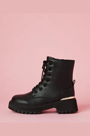Lipsy London Black Rainbow Chunky Flat Faux Leather Party Lace Up Ankle Boot AU 10 (EU 28)