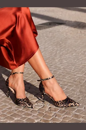 Linzi Thea Closed Back Stiletto Court Heels With Ankle Strap AU 7 (EU 38)
