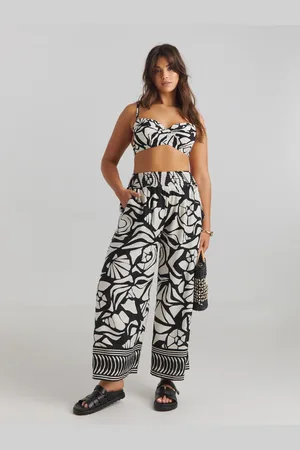 Simply Be White Beach To Beach Shell Print Wide Trousers AU 14