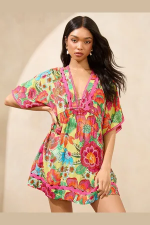 Lipsy London Pink Floral Printed Kaftan with Ric Rac Trim small