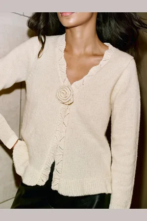 Lipsy London Ivory Corsage Rose Scalloped Frill Long Sleeve Cardigan With Hook and Eye Detail AU 16