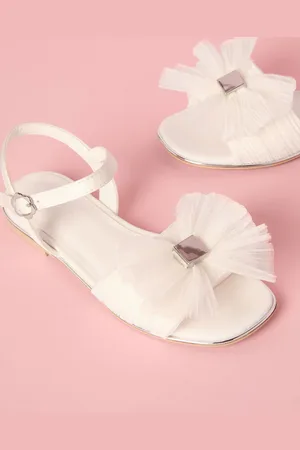 Lipsy London White Low Block Heel Plisse Bow Occasion Sandals AU 2 (EU 34.5)