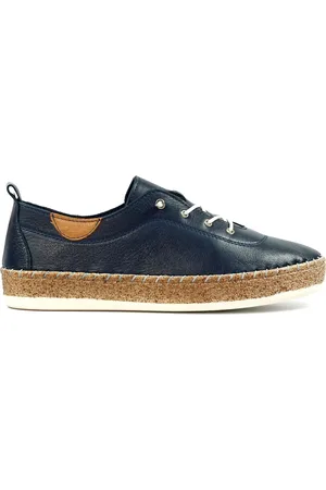 Lunar Evie Lea. Plimsoll Shoes AU 10 (EU 41)