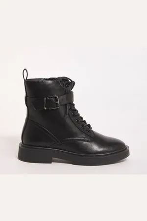 Simply Be Black Standard/Wide Fit Classic Lace-Up Ankle Boots AU 7 (EU 38)