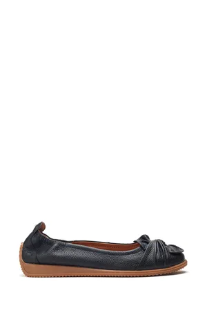 Moda In Pelle Echium Slip-On Leather Flat With Twisted Knot Detail Shoes AU 9 (EU 40)