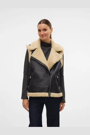 VERO MODA Black Teddy Sleeveless Gilet AU 6