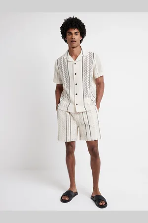River Island Regular Fit Chevron Crochet Shorts L