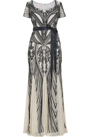Gina Bacconi Amelia Sweetheart Neck Embroidered Maxi Dress 16