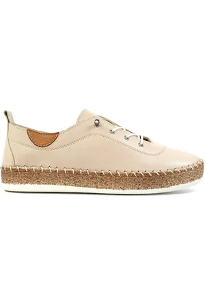 Lunar Evie Lea. Plimsoll Shoes AU 7 (EU 38)