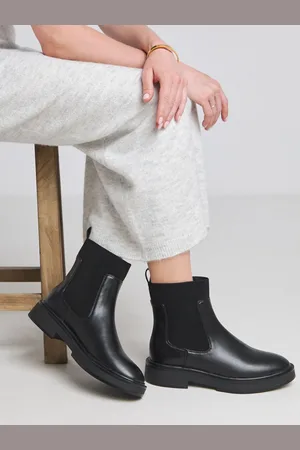 Simply Be Black Classic Chelsea Ankle Boots In Wide Fit AU 8 (EU 39)