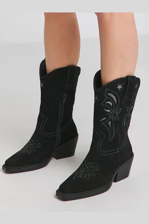 Simply Be Black Cut Out Detail Western Boots In Extra Wide Fit Standard Calf AU 6 (EU 37)