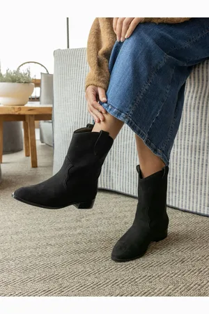 Novo Black Gwenda Flat Western Boots AU 8 (EU 39)