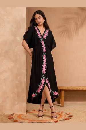 Love & Roses Black Petite Embroidered Kaftan AU 10