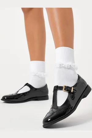 Lipsy London Standard Fit (F) Girl Mary Jane Dolly Patent School Shoes AU 4 (EU 37)