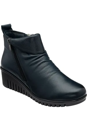 Lotus Blue Leather Wedge Ankle Boots AU 8 (EU 39)
