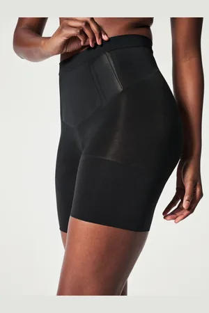 Spanx Sculpt On Core Mid-Thigh Shorts S
