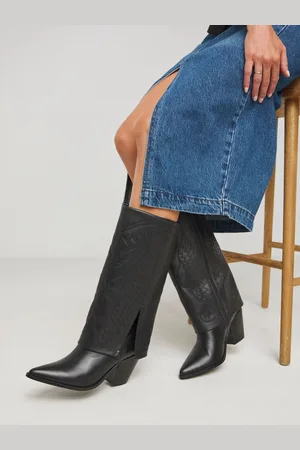 Simply Be Black Embroidered Cuff Western Boots In Wide Fit AU 10 (EU 42)