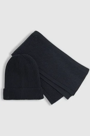 Reiss Navy Chesterfield Set Ribbed Hat and Scarf Set 7