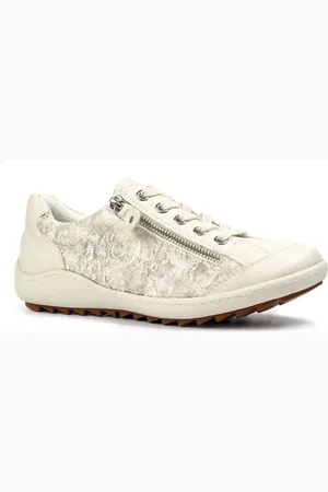 Lunar Cedar White Trainers AU 8 (EU 39)