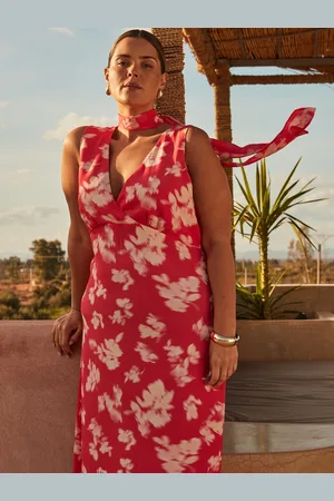 Live Unlimited London Curve Floral Print Sleeveless Midi Dress with Neck Scarf 28